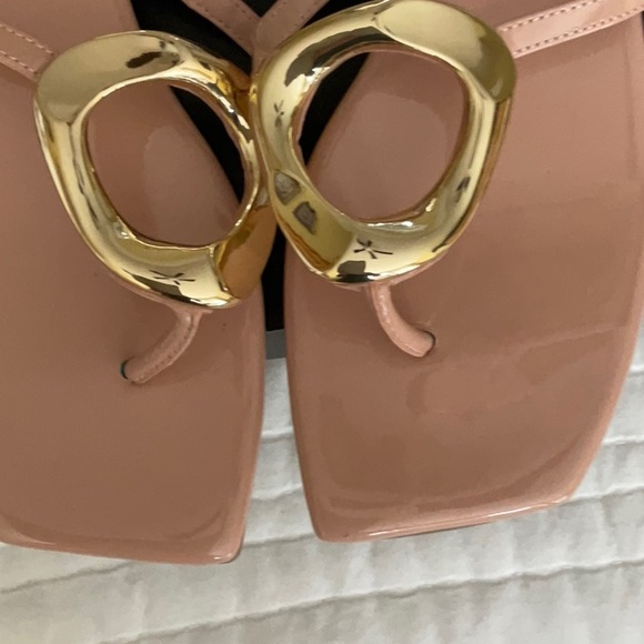 INC International Concepts Women's Sandals in Tan with Gold Detail - Picture 3 of 5